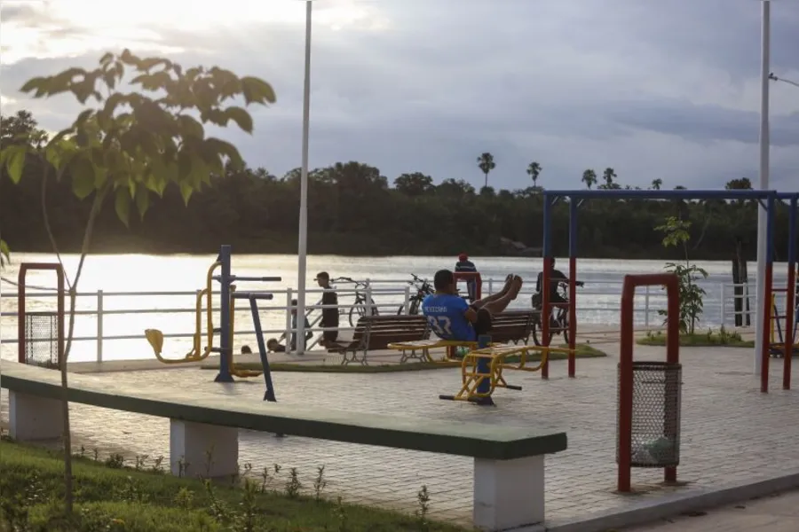 Muaná ganha nova orla com praia artificial no Rio Mocajatuba