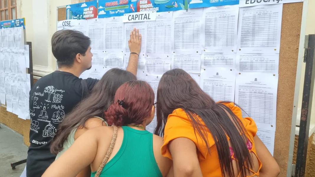 Sonho conquistado: aprovados fazem a festa após resultado