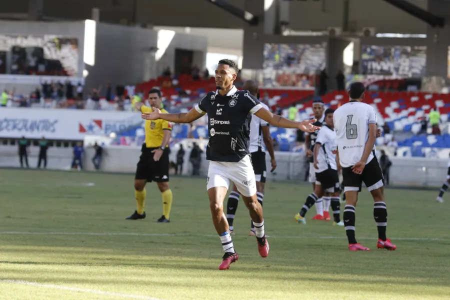 Vídeo: Clube do Remo vacila e empata contra o Figueirense