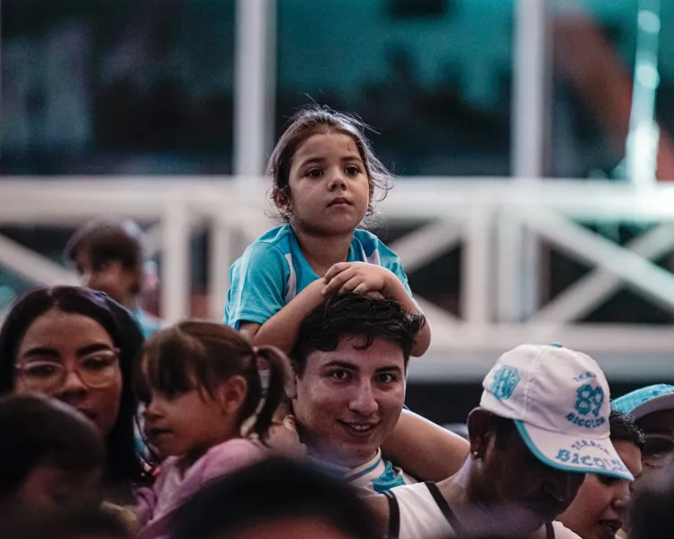 Nos braços da Fiel: Veja as fotos do desembarque do Paysandu