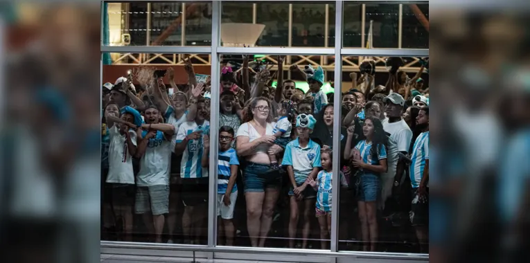 Nos braços da Fiel: Veja as fotos do desembarque do Paysandu