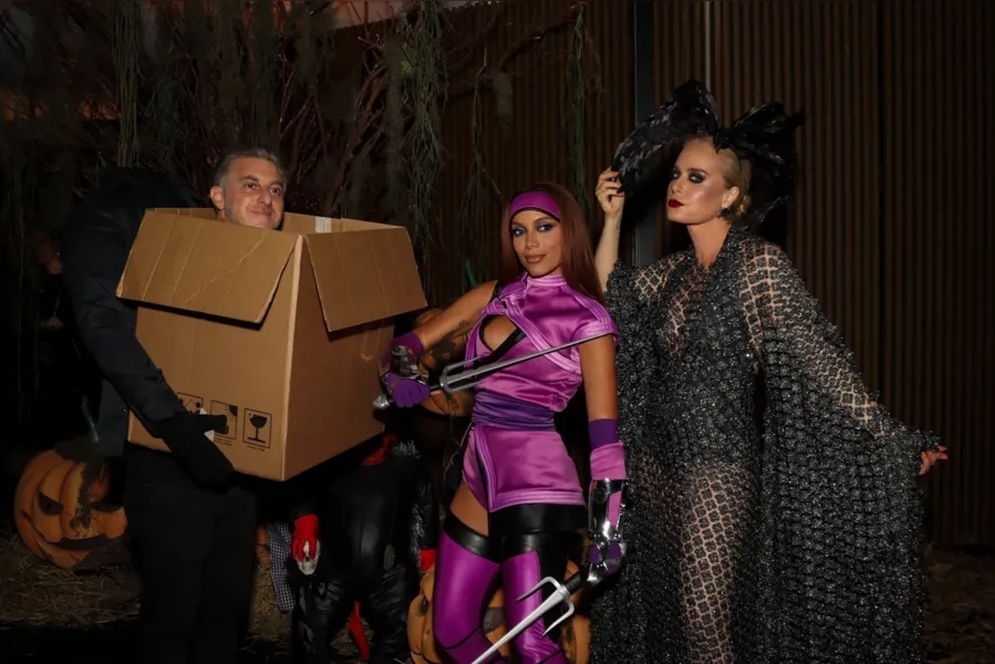 Veja as fantasias dos famosos no Halloween da Anitta