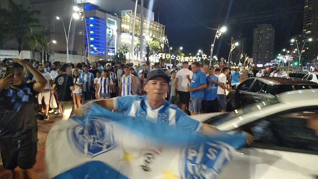 HOJE TEM DOCA! Torcida do Paysandu festeja acesso à Série B