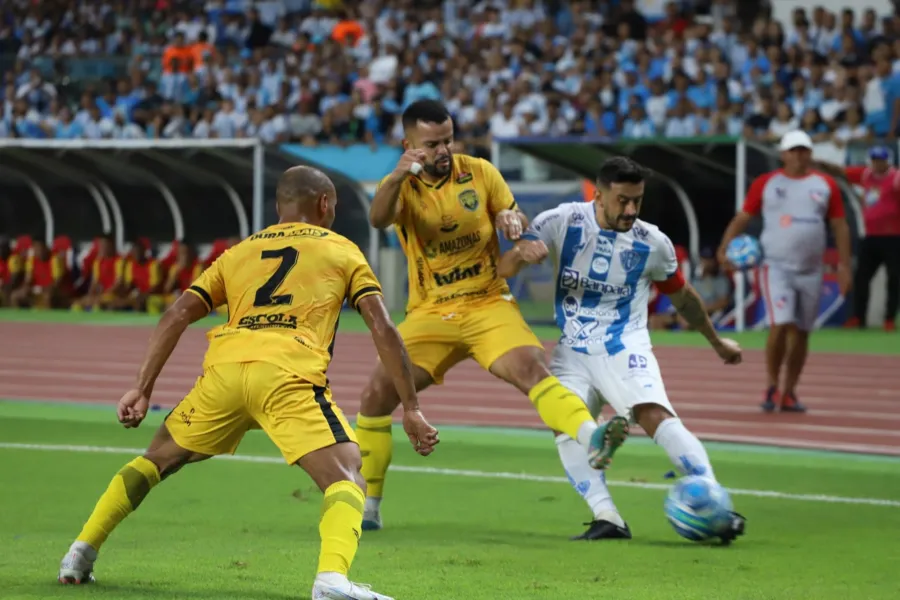 Amazonas vence o Paysandu de virada. Veja as fotos do jogo