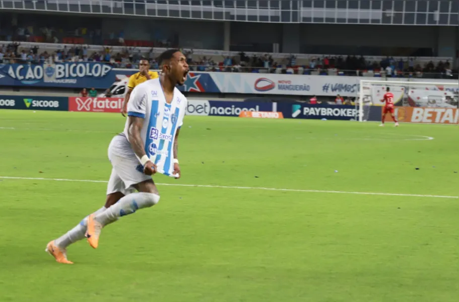 Amazonas vence o Paysandu de virada. Veja as fotos do jogo