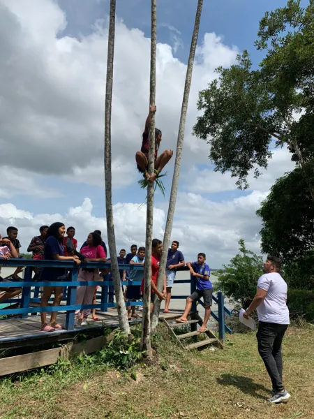 Subida no açaizeiro e mais: os jogos internos na Ilha Grande