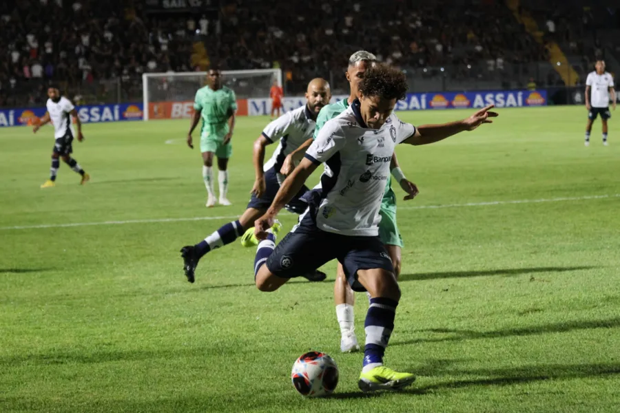 Remo vence o Tapajós em noite de redenções no Baenão