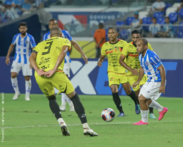 Time dos baixinhos? Paysandu tem menor jogador do Brasil