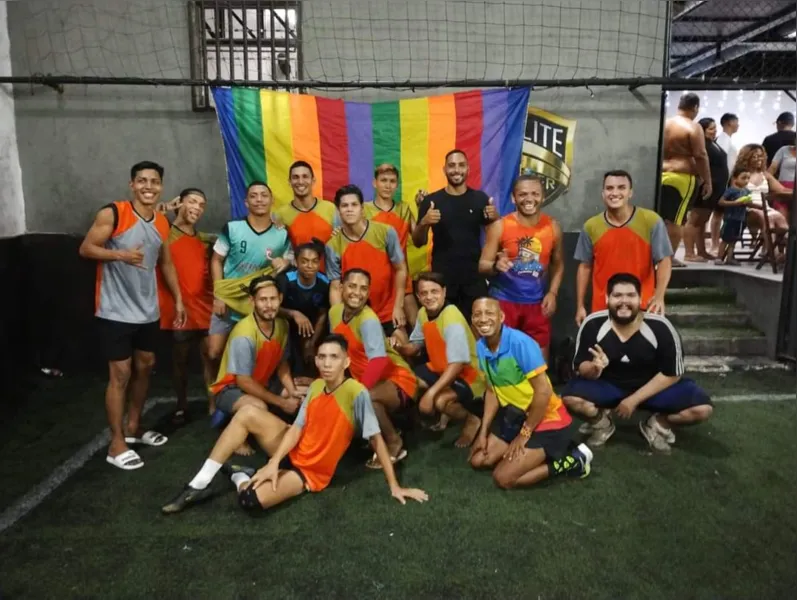 Partida de futebol entre Gordos x Gays viraliza em Belém