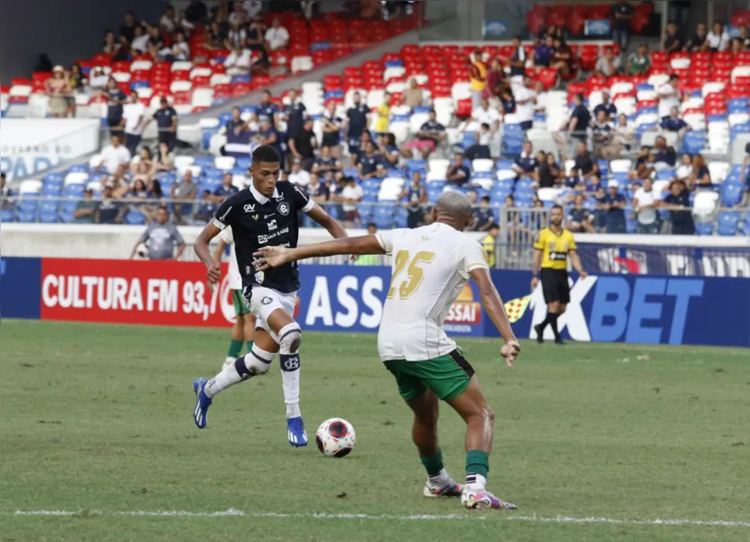 Clube do Remo aplica goleada e estreia como líder no Parazão