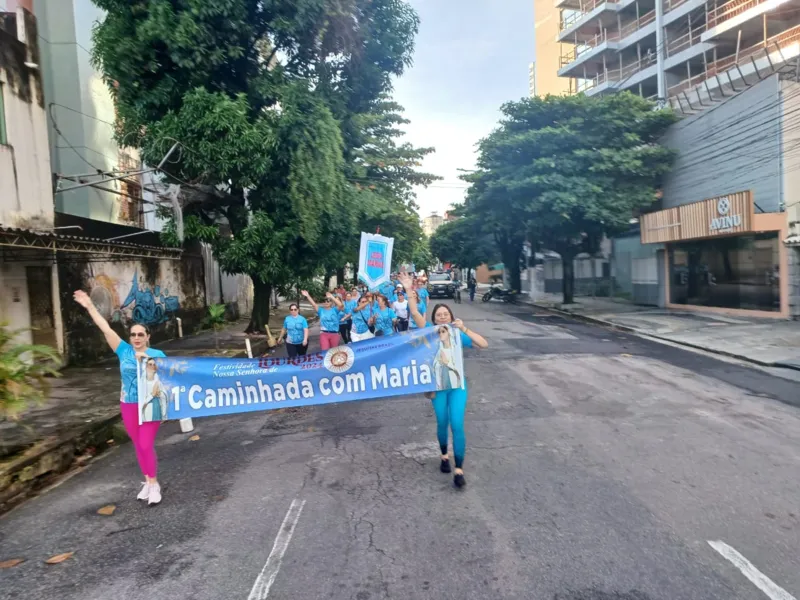 1ª Caminhada com Maria em Belém. Confira as imagens