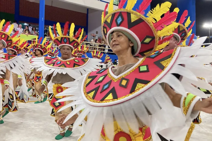 Escolas de Samba encerram desfiles de Carnaval de Belém