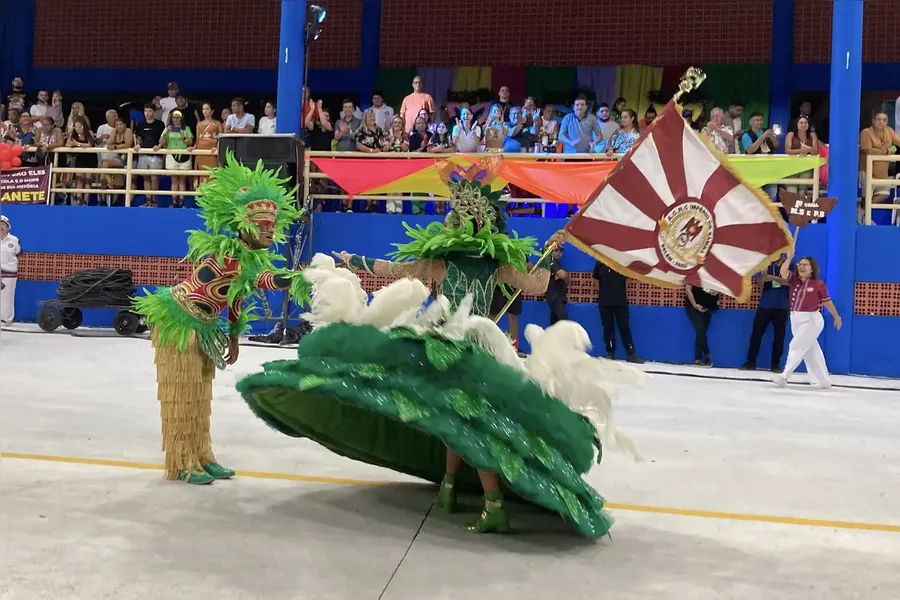 Escolas de Samba encerram desfiles de Carnaval de Belém