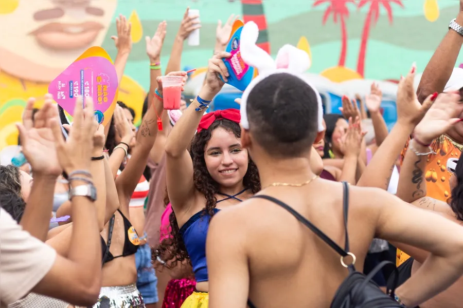 Carnaval: veja como foi o 1° dia do Circuito Mangueirosa em Belém