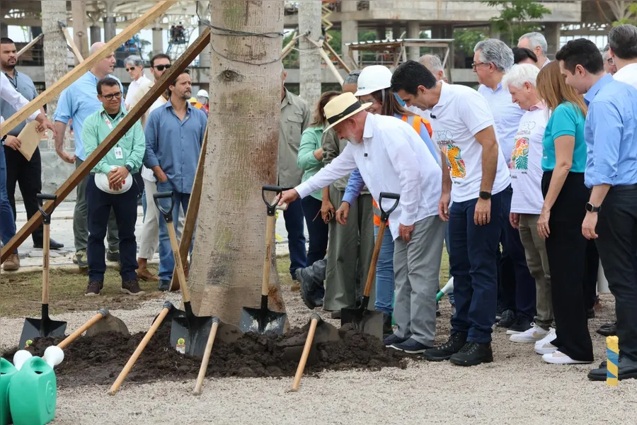 Lula visita obras do Parque da Cidade em Belém; veja fotos