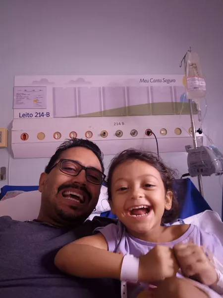 Manoela de 4 anos tem Leucemia e precisa de doações de sangue