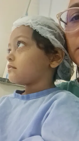 Manoela de 4 anos tem Leucemia e precisa de doações de sangue