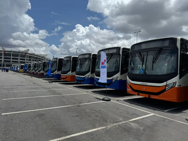 Prefeitura e Governo do Pará entregam frota de ônibus de Belém com ar-condicionado e Wi-Fi