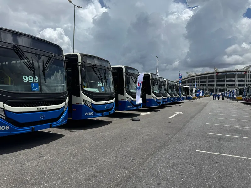 Prefeitura e Governo do Pará entregam maior renovação de frota de ônibus de Belém
