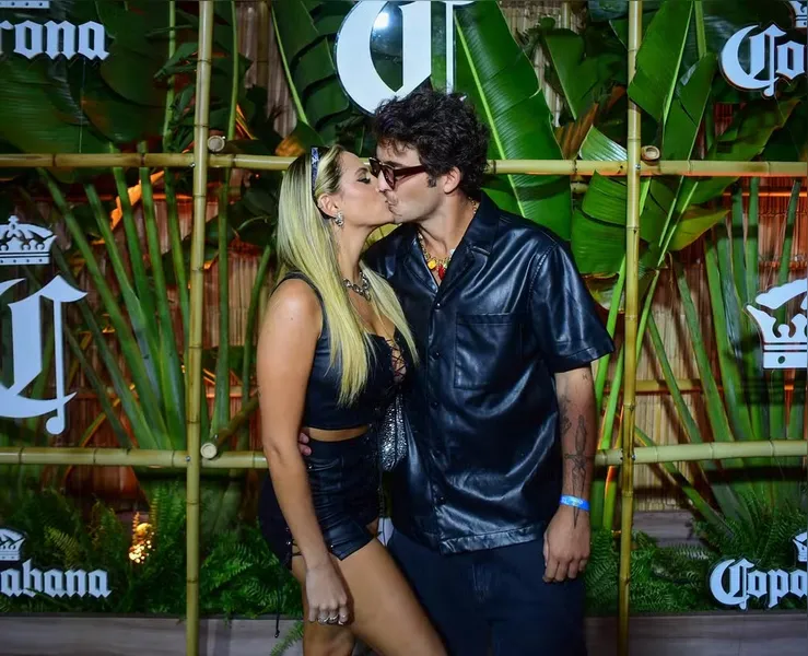 Gaby Amarantos, Juliette e famosos chegam no show da Lady Gaga