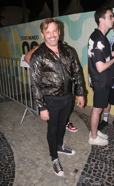 Gaby Amarantos, Juliette e famosos chegam no show da Lady Gaga