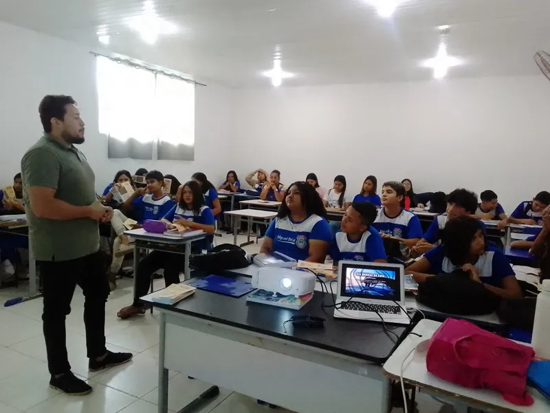 Escolas no Marajó recebem sistema de filtragem de água