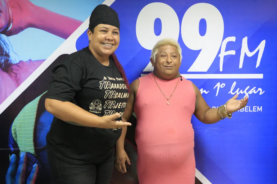 Patixa Teló visita RBA, sobe a torre e declara amor por Belém