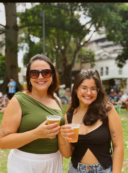 Praça Brasil recebe encontro de brechós e lazer neste domingo (24)