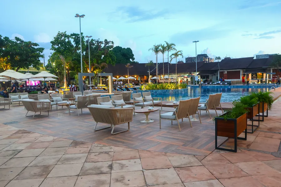 AP reinaugura piscinas com estruturas mais modernas