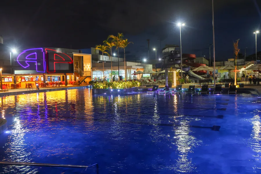 AP reinaugura piscinas com estruturas mais modernas