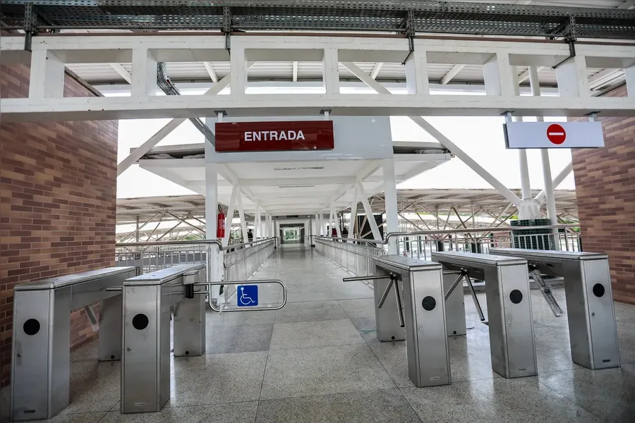 BRT Metropolitano deve começar a operar totalmente em outubro