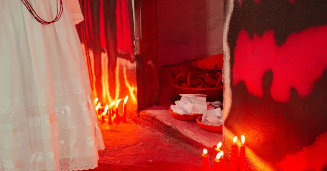 Exu Tranca-Rua abre caminhos da ancestralidade contra o racismo religioso
