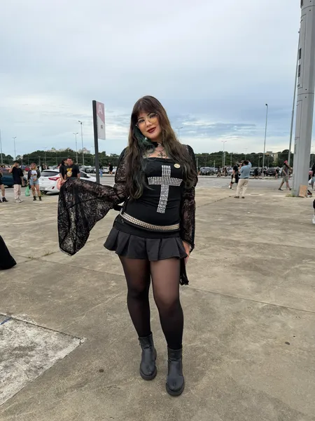 Looks roubam a cena no show do Guns N’ Roses em Belém; veja!