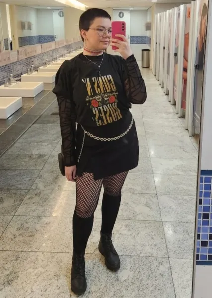 Looks roubam a cena no show do Guns N’ Roses em Belém; veja!