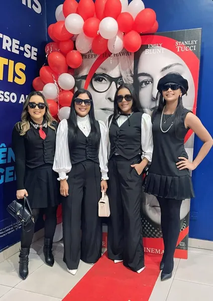 Fashionistas roubam a cena na estreia de "O Diabo Veste Prada 2"