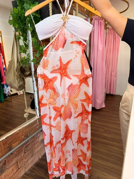 Moda praia 2026: crochê e tons terrosos prometem dominar o verão 