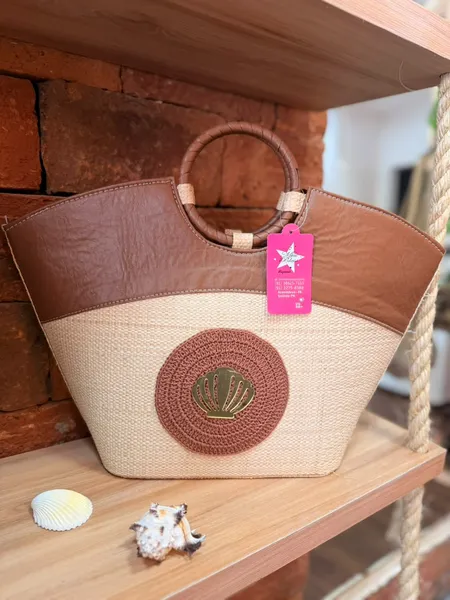 Moda praia 2026: crochê e tons terrosos prometem dominar o verão 