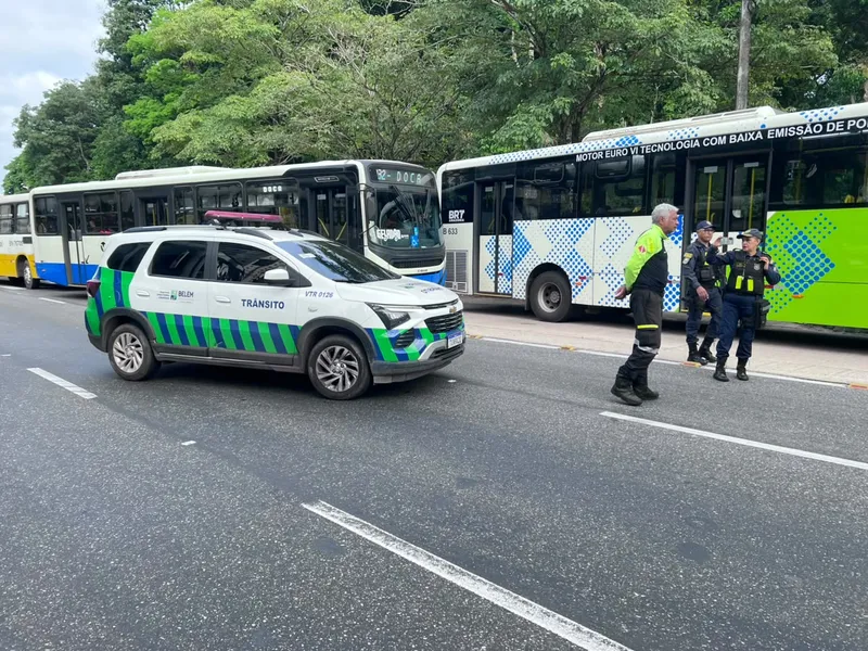 Trânsito é liberado na Almirante Barroso após protesto dos rodoviários