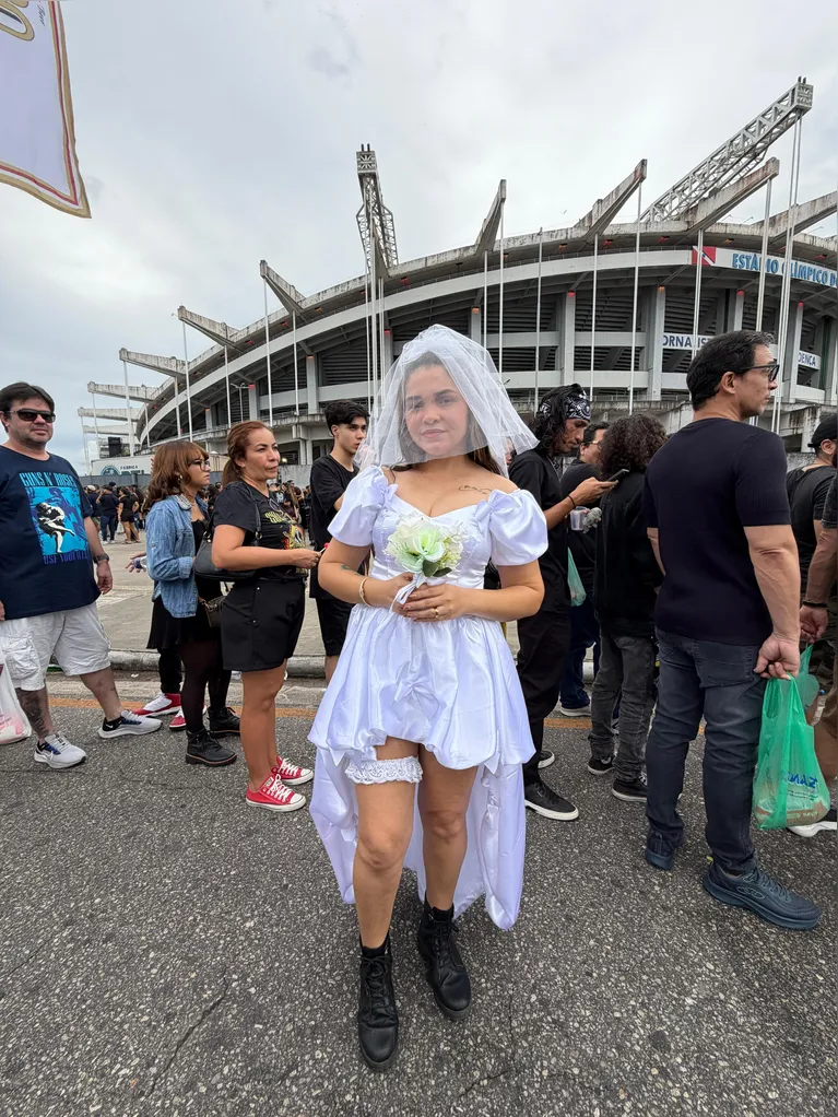 Looks roubam a cena no show do Guns N’ Roses em Belém; veja!
