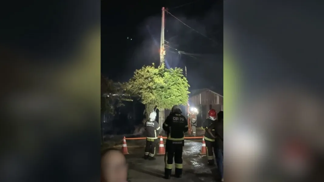 Bombeiros controlam incêndio que destruiu quatro casas em Tucuruí