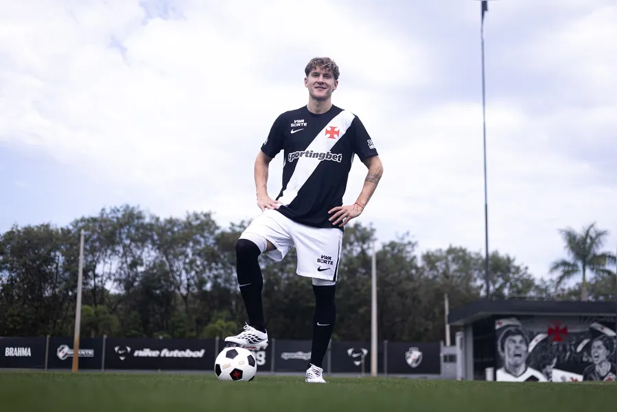 Vasco anuncia a contratação do argentino Facundo Colidio