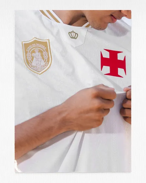 Vasco inicia venda de camisa especial do Círio de Nazaré