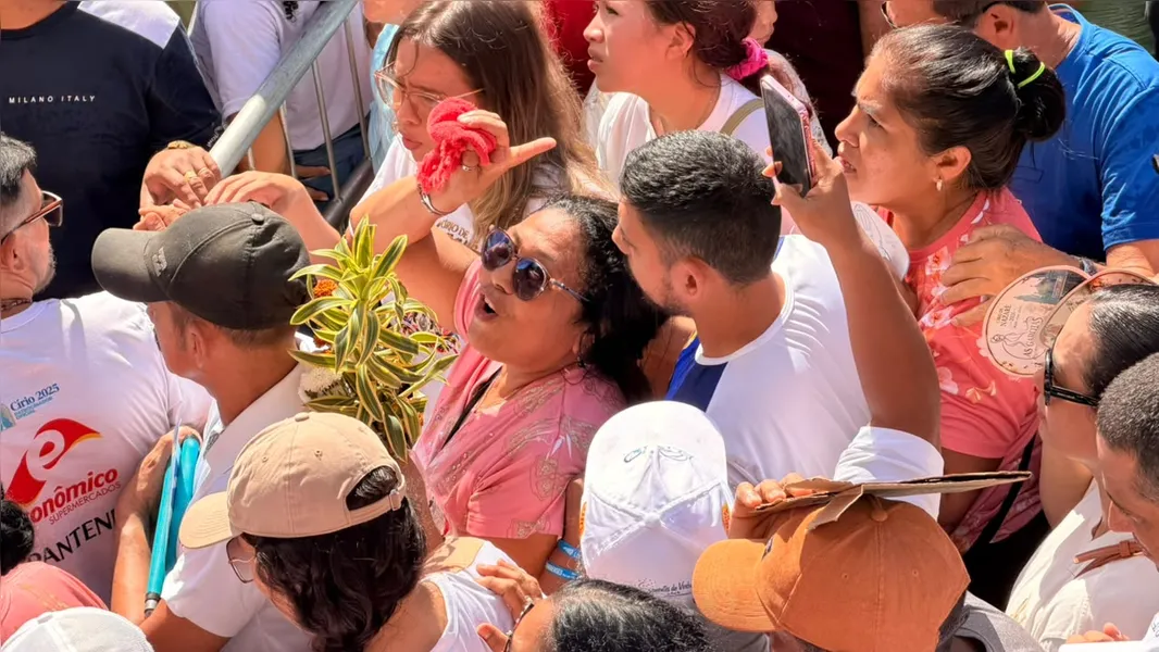 Círio de Nazaré: Imagem Peregrina chega à Basílica após cinco horas de procissão