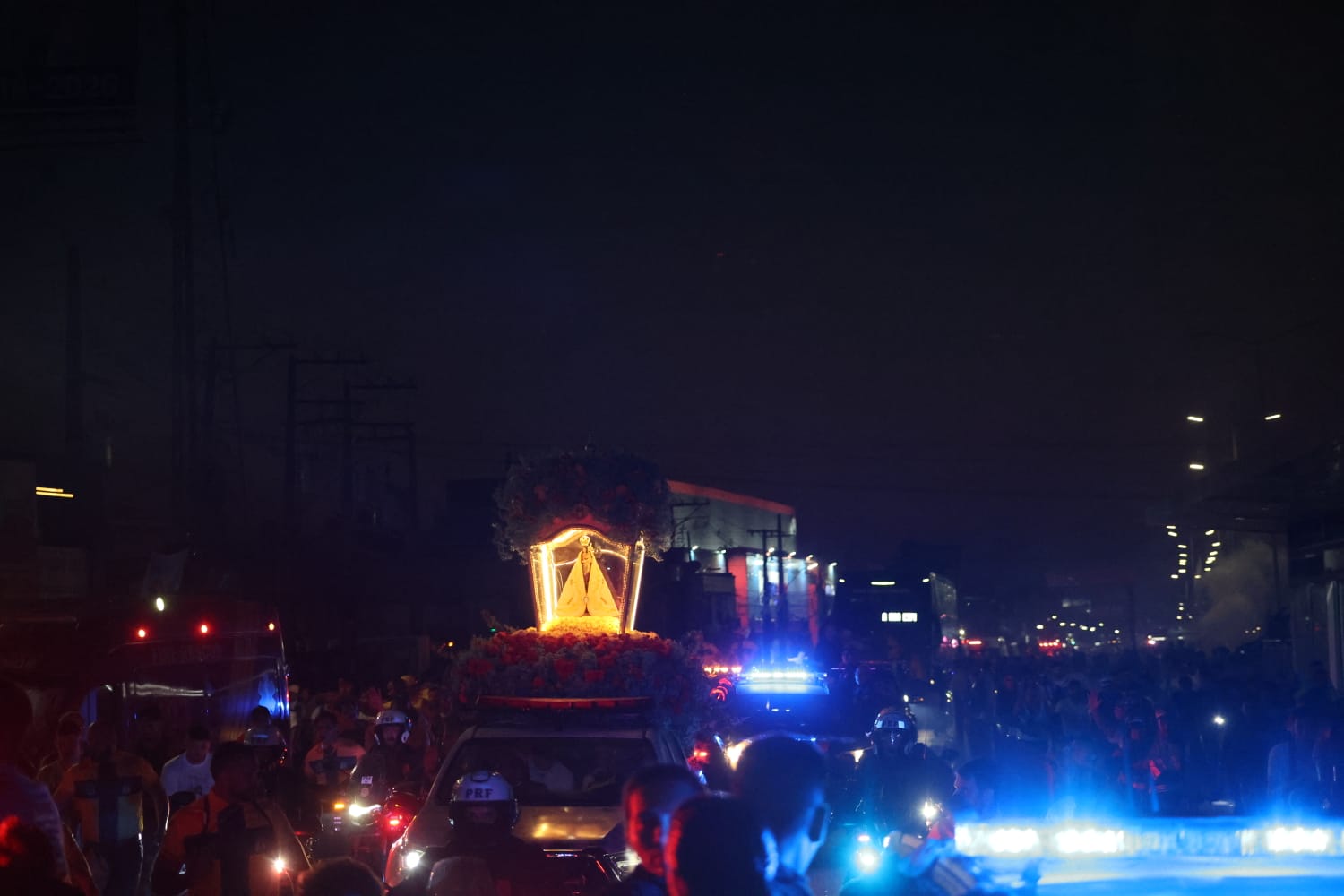 
        
            Veja a galeria de fotos da Romaria Rodoviária do Círio 2026
        
    