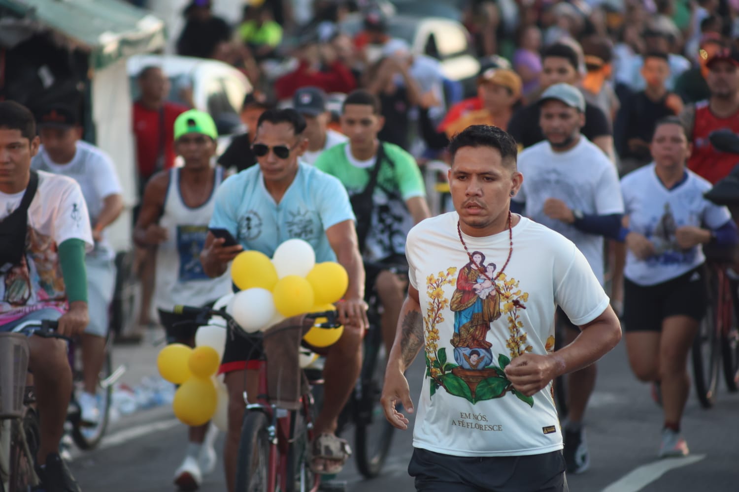 
        
            Veja a galeria de fotos da Romaria Rodoviária do Círio 2026
        
    