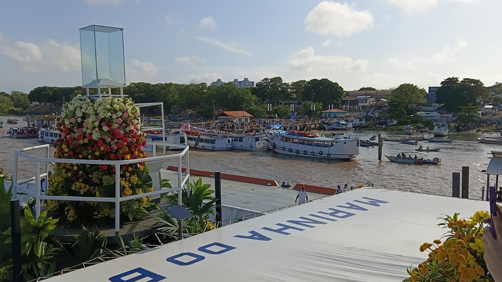 
        
            Veja a galeria de fotos do Círio Fluvial 2026
        
    
