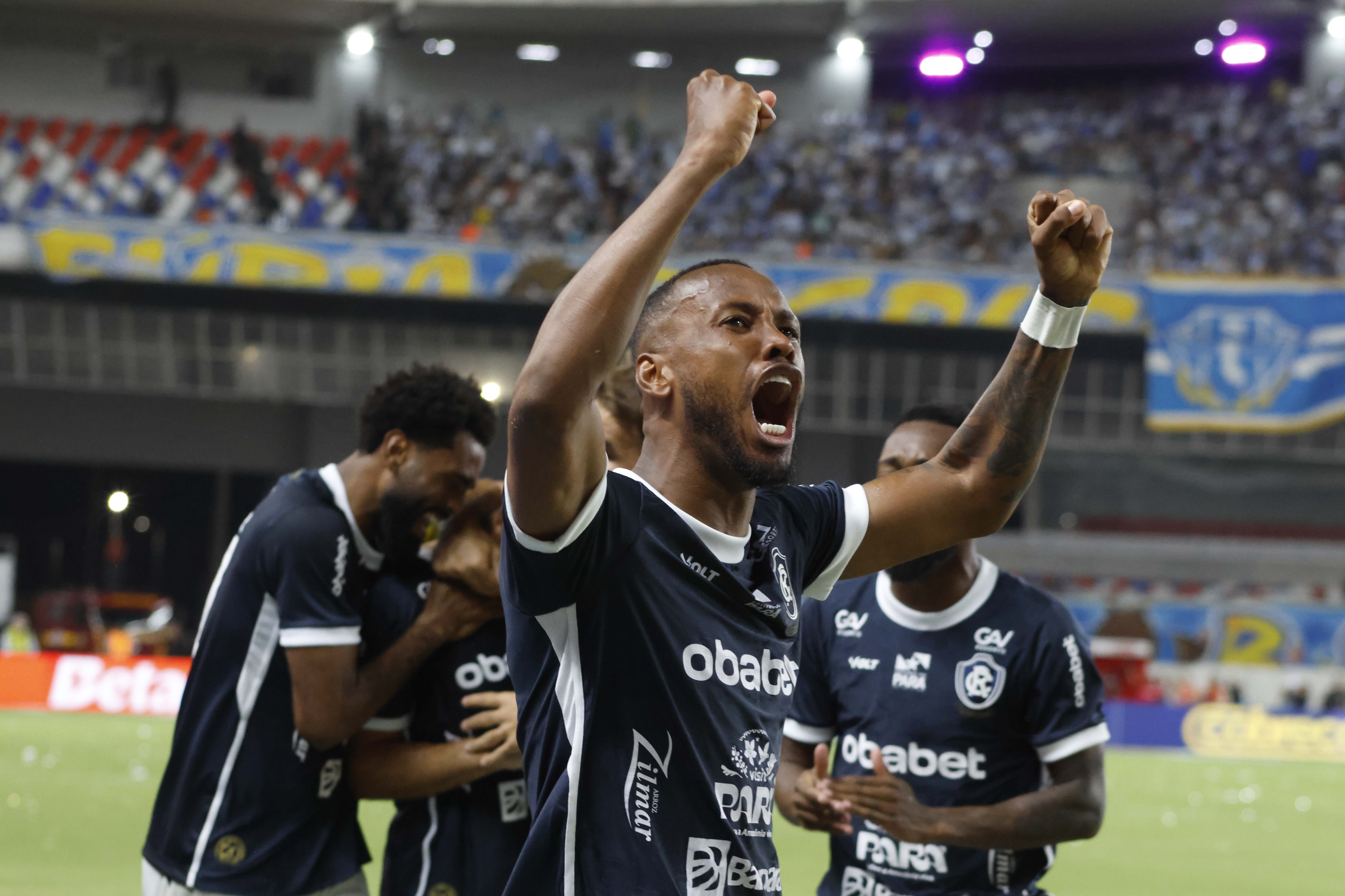 
        
            Re-Pa: veja imagens e alguns momentos da partida
        
    