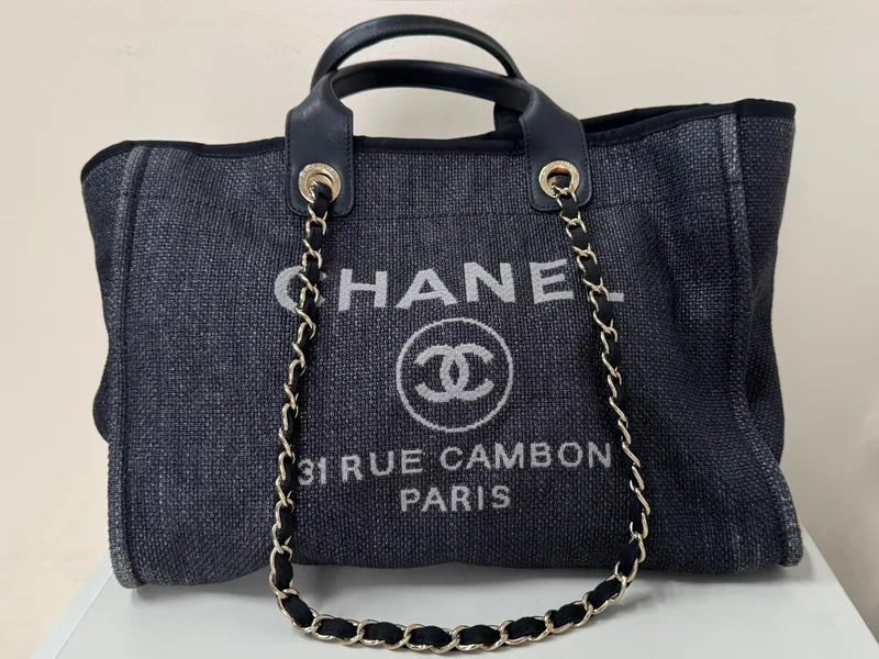 Leilão do TRT8 reúne imóveis, veículos e peças de luxo em Belém