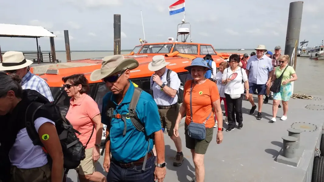 Primeiro cruzeiro de 2026 chega a Belém com 900 turistas