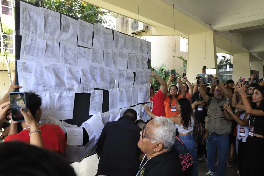 Festa! Veja galeria de imagens com a comemoração dos calouros da UFPA